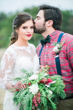 Cute bride and groom - Dani Cowan Photography