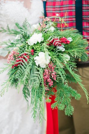 Greenery wedding bouquet - Dani Cowan Photography
