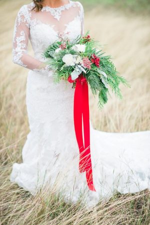 Greenery wedding bouquet - Dani Cowan Photography