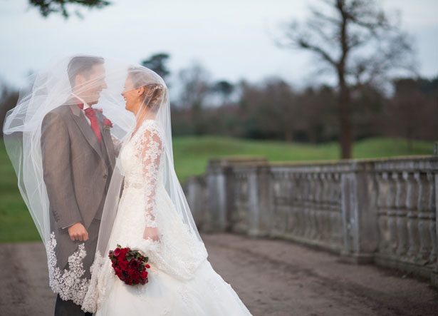 Outdoor wedding picture - Cameo Photography
