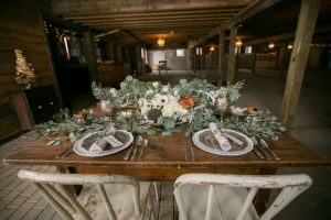 Rustic barn wedding - Erin Johnson Photography