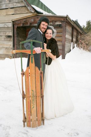 Rustic wedding pictures - Erin Johnson Photography