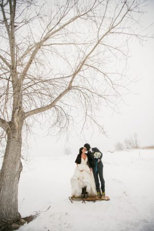 Snow wedding pictures - Erin Johnson Photography