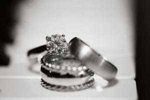 Wedding rings - BLUE MARTINI PHOTOGRAPHY