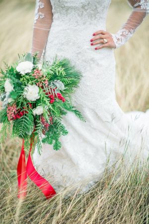 Winter wedding bouquet - Dani Cowan Photography