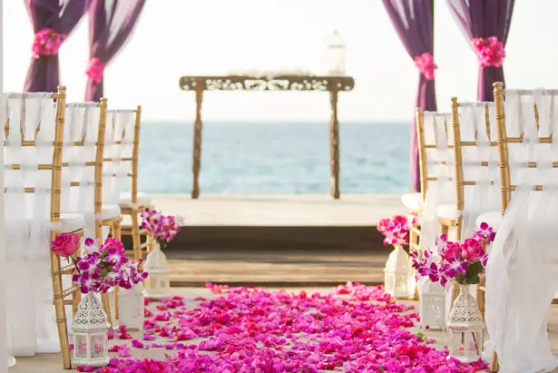 Beautiful floral wedding aisle - Manuela Stefan Photography