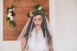 Bridal photo idea - Alicia Lucia Photography