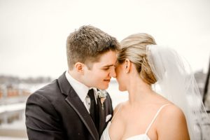 Cute bride and groom picture - Melissa Avey Photography