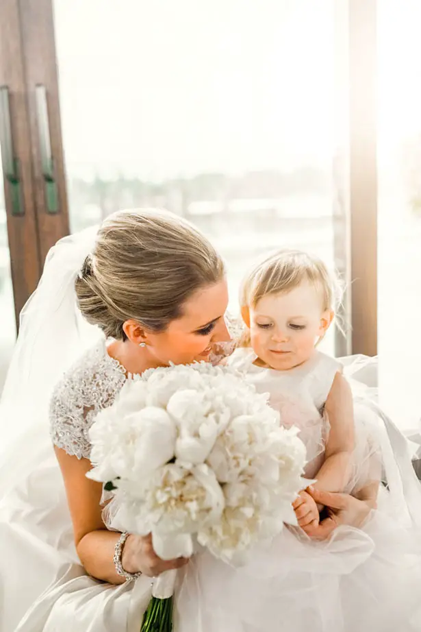 Cute wedding picture - Melissa Avey Photography