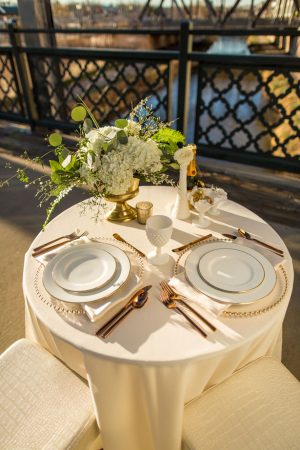 Gold wedding table-scape - Kristopher Lindsay Photography