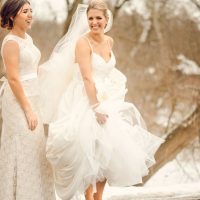 Outdoor bridal picture ideas - Melissa Avey Photography