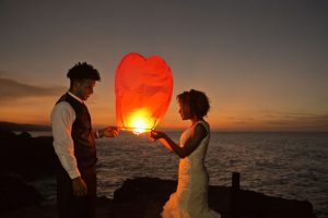 Lantern Release wedding ideas - Manuela Stefan Photography
