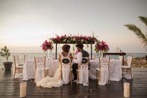 Outdoor wedding pictures - Manuela Stefan Photography