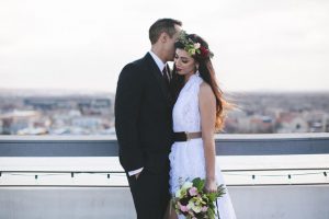 Pretty bride and groom picture - Alicia Lucia Photography