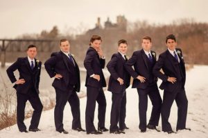 Silly groomsmen pictures - Melissa Avey Photography