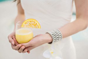Summer wedding drinks - Andie Freeman Photography