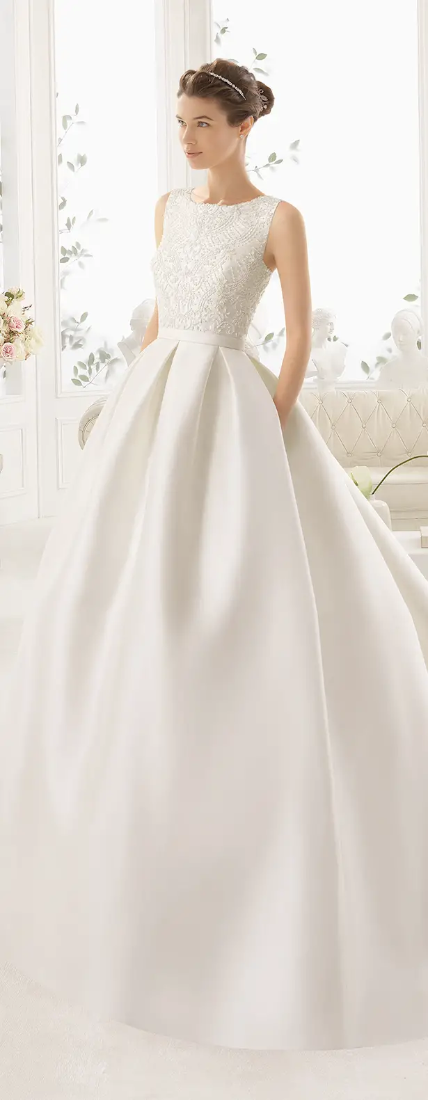 Wedding Dress by Aire Barcelona 2017 Bridal Collection