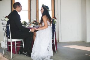 Wedding photo idea - Alicia Lucia Photography