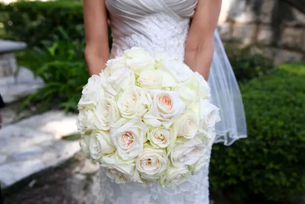 White bridal bouquet - HydeParkPhoto