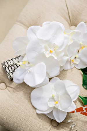 White wedding flowers - Andie Freeman Photography