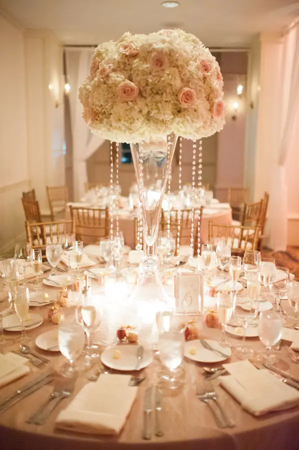 Wedding Centerpiece - Photography: Julie Cate Photography