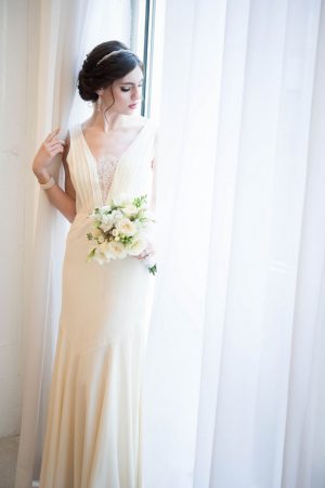 Artdeco inspired wedding dress - Elizabeth Nord Photography