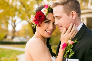 Bride and groom photo ideas - Cimbalik Photography