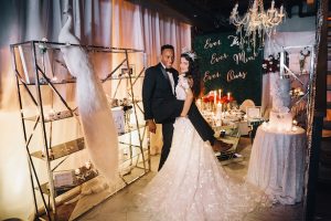 Fun bride and groom picture idea -Erika Layne Photography