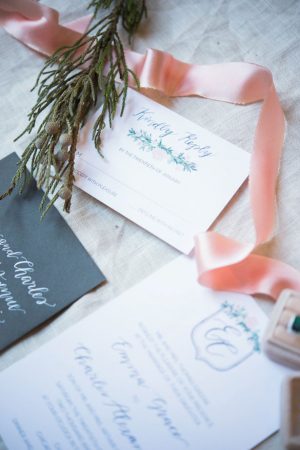 Pretty wedding invitation - Elizabeth Nord Photography
