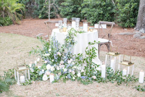 Rustic wedding tablescape - Anna Holcombe Photography