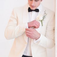 Stylish groom - Elizabeth Nord Photography