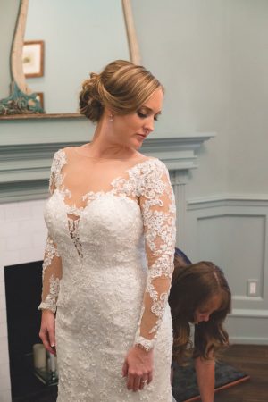 Bride getting ready pictures - Corner House Photography