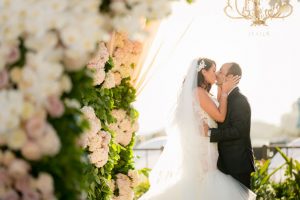 First wedding kiss - Lin And Jirsa Photography
