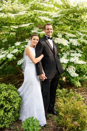 Outdoor wedding pictures - Katie Whitcomb Photographers