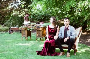 Stylish bride and groom - LLC Heather Mayer Photographers