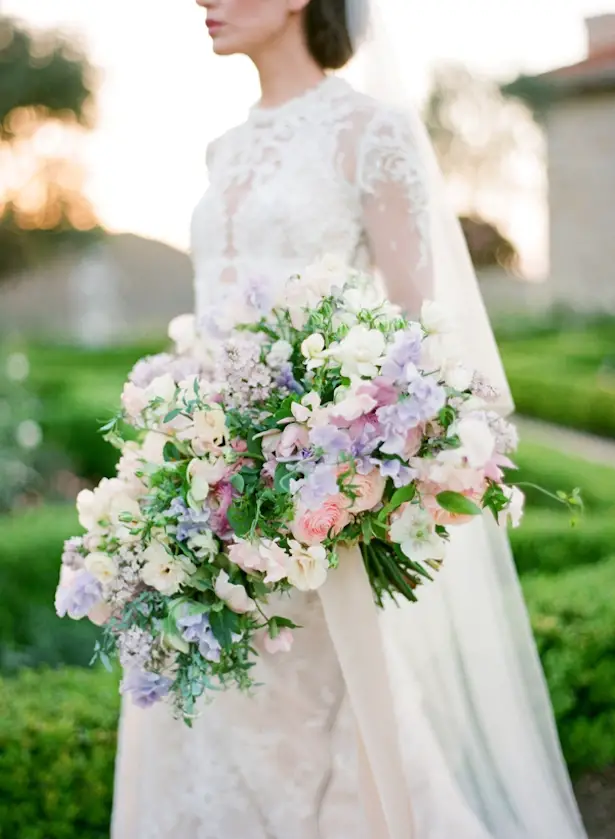 Wedding Bouquets - Photographer: Jose Villa 