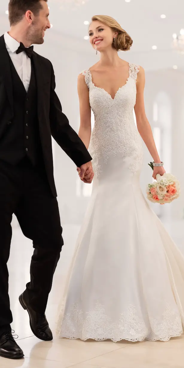 Wedding Dress by Stella York Spring 2017 Bridal Collection