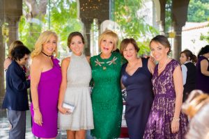 Bridal shower group picture - Cary Diaz Photography