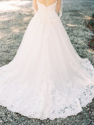 Lace wedding dress - Hunter Photographic