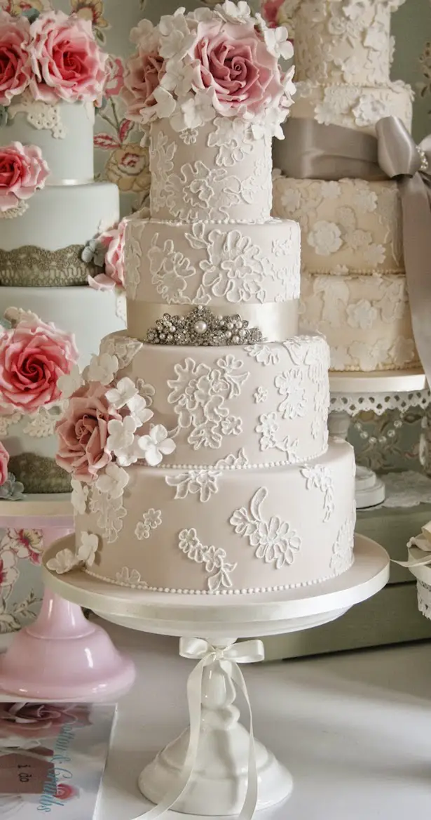 Wedding Cake Trends - Lace Cake by Cotton and Crumbs