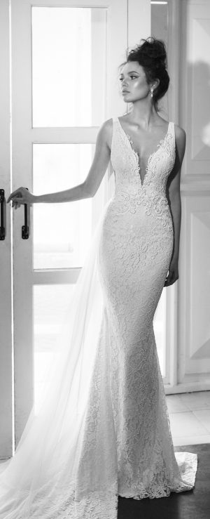 Wedding Dress by Julie Vino 2017 Romanzo Collection | Fitted lace bridal gown with deep plunging neckline