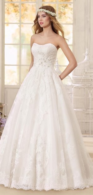 Lace Ball Wedding Dress by Fara Sposa 2017 Bridal Collection