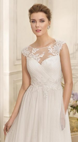Wedding Dress by Fara Sposa 2017 Bridal Collection 1468668844-0