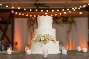 Wedding cake - Hunter Photographic