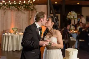 Wedding kiss - Hunter Photographic