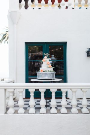 Beautiful wedding cake table - Kiel Rucker Photography