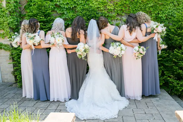Bridal party photo ideas - Erin Johnson Photography