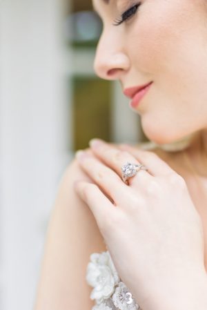 Bridal ring - L'estelle Photography