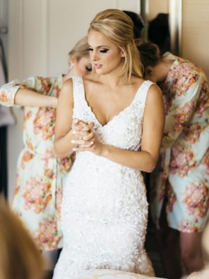 Bride getting ready - The WaldronPhotography