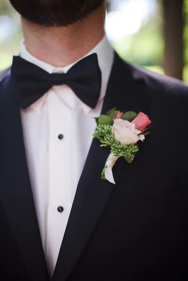 Beautiful Coral Outdoor Wedding - Belle The Magazine